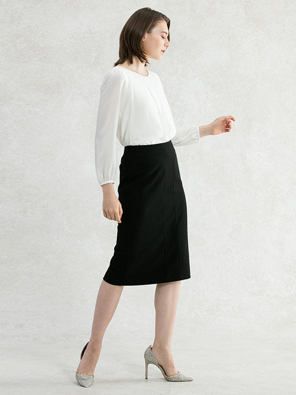 Suit Friendly: Starry Black Knee-Length Skirt (Suit Compatible)