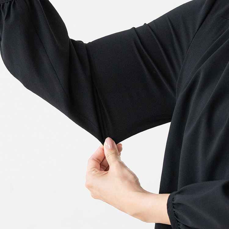 Stretch chiffon<br>No more stiff shoulders