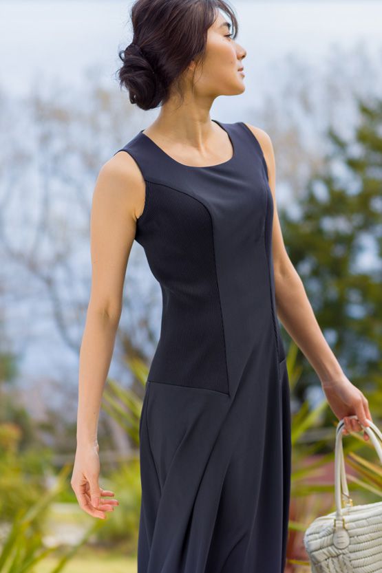Body Shape Correction: Navy Rib Flare Long Dress