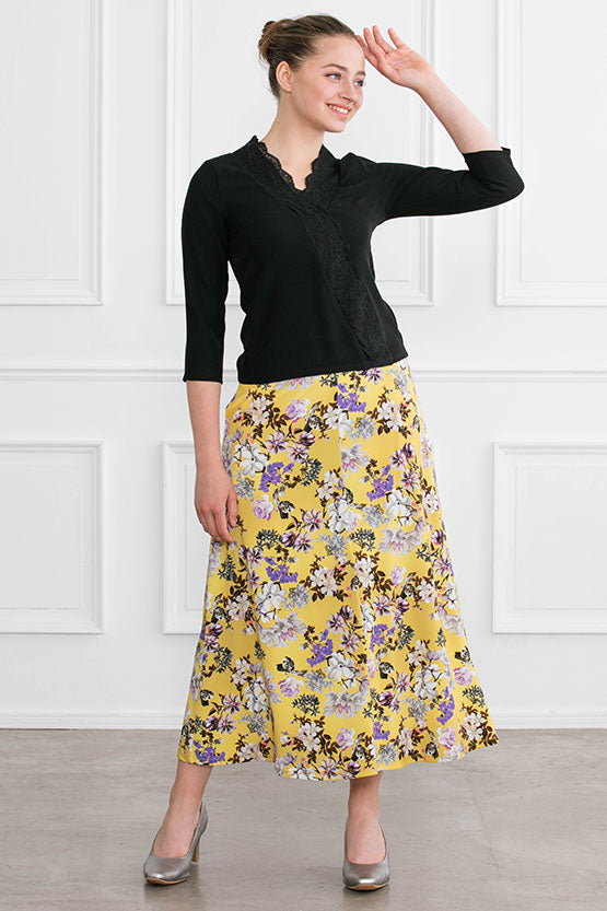 Long Length: Dramatic Yellow Travel Long Skirt