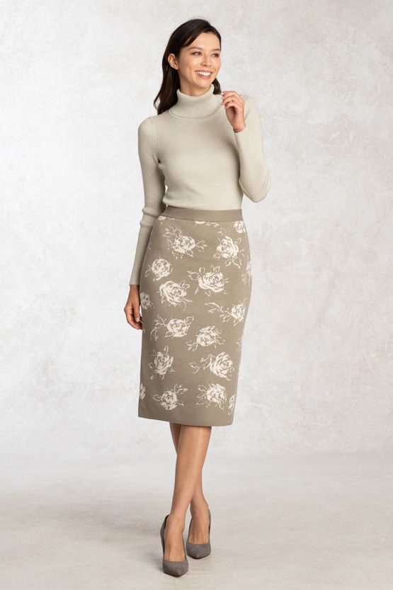 Setup: Sepia Rose Knit Skirt