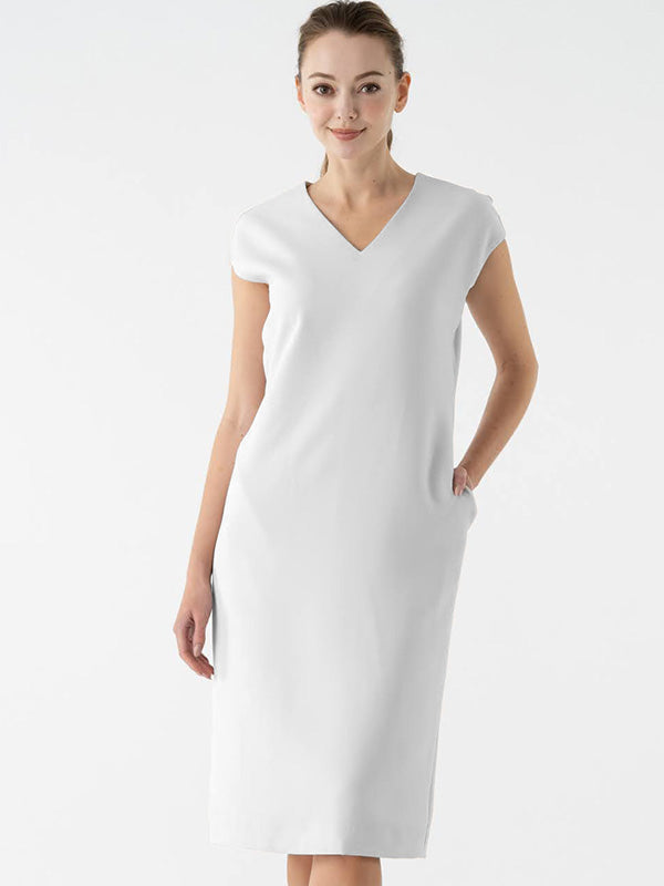 All-Season Material: Smart Stretch White Bizsack Dress