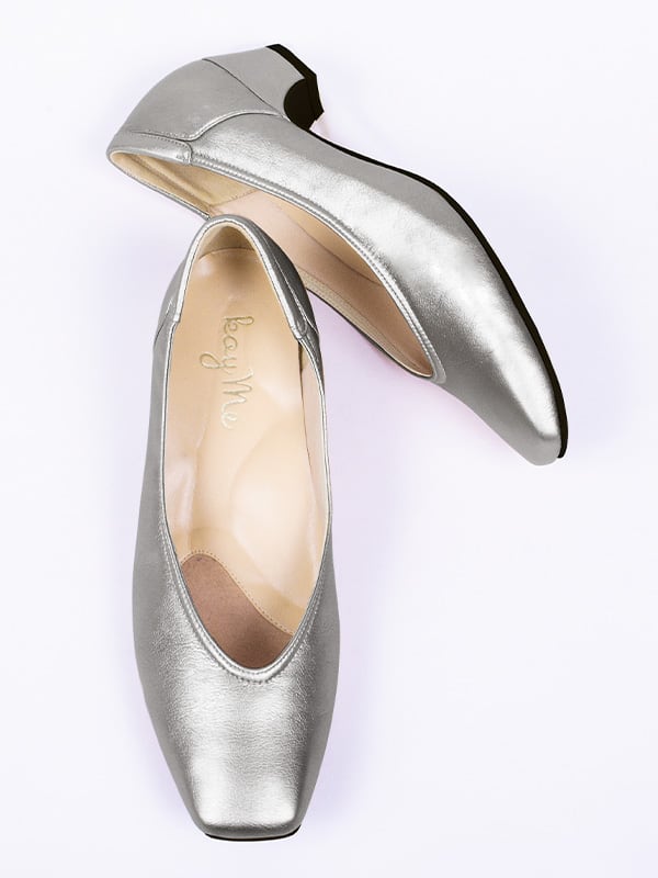 Silver vegan leather fluffy flats