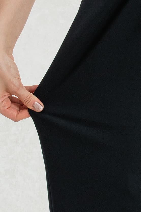 All-Season Material: White X Dark Navy Docking Shell Dress