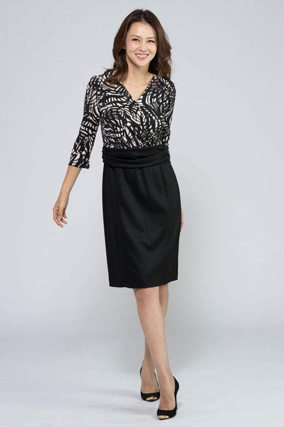 Monotone Leaf Piping Dress