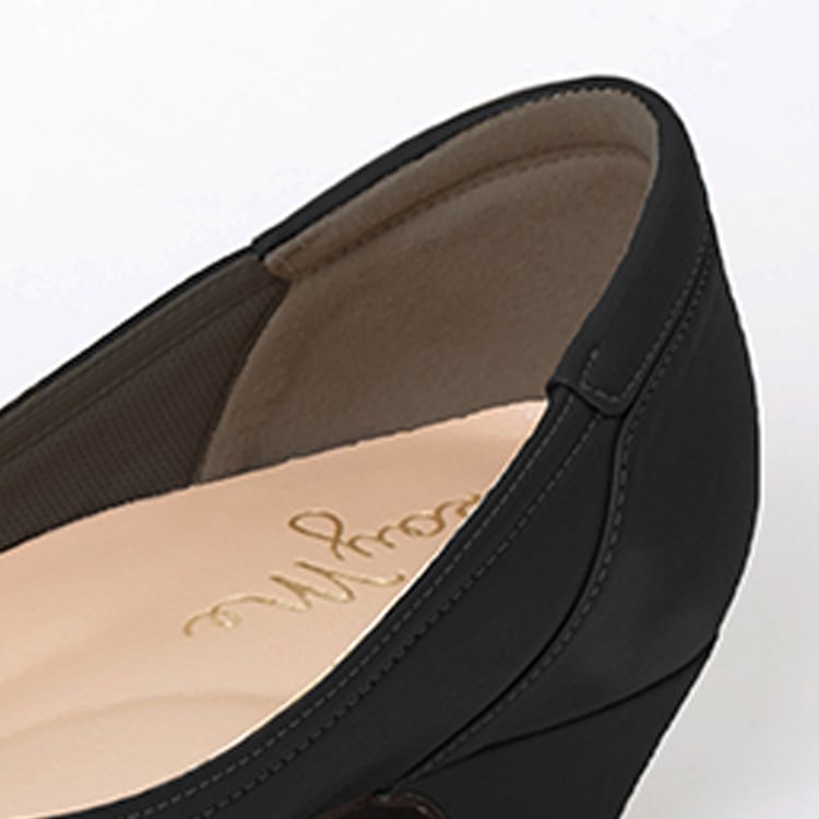 Black vegan leather fluffy flats