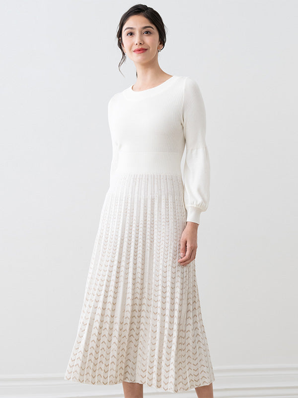 Washable Knit: White X Beige Docking Pleats Knit Dress