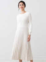 Washable Knit: White X Beige Docking Pleats Knit Dress
