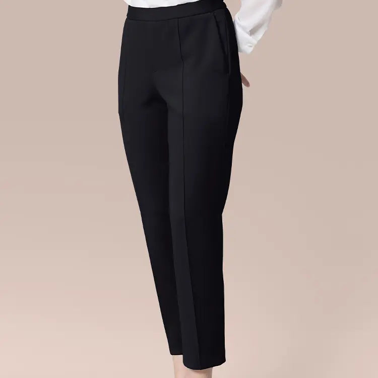 A center line that doesn't collapse, making your legs look beautiful and enhancing your figure