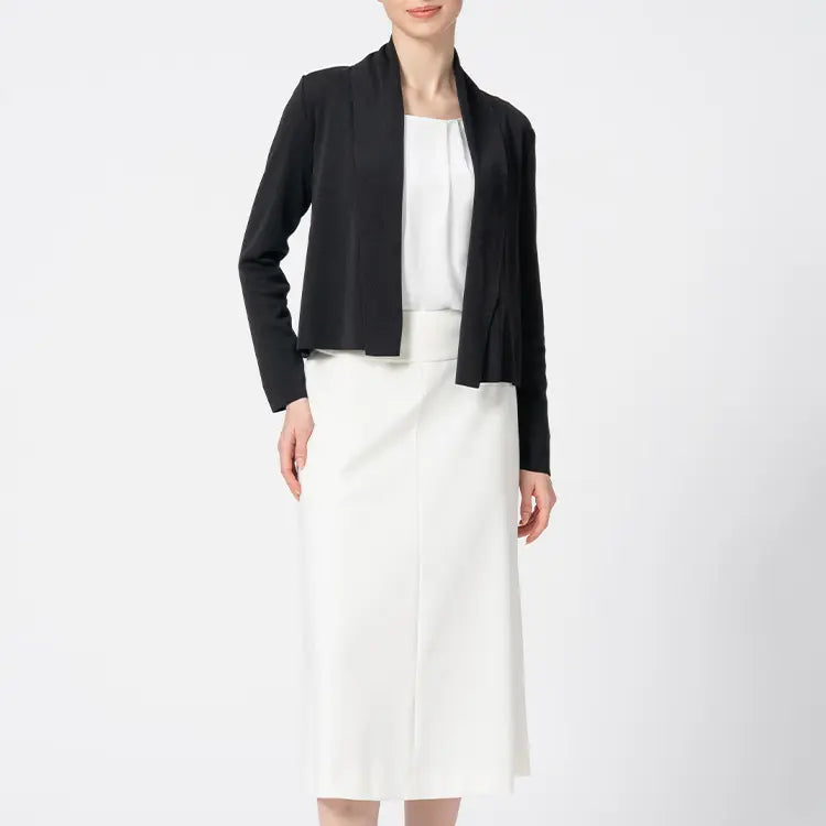 Buttonless design makes choosing your size simple