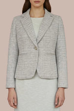 Stretch tweed: tailored jacket