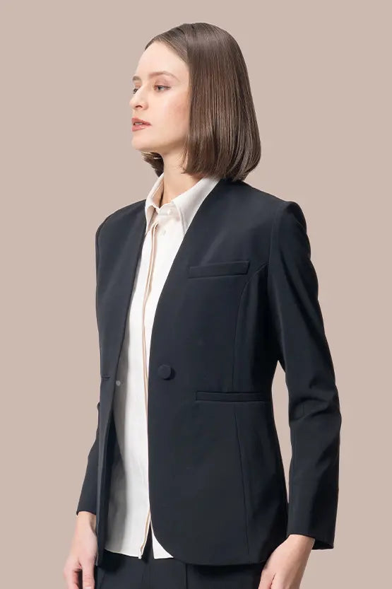 Smart Stretch:Black No-Curl Long Jacket