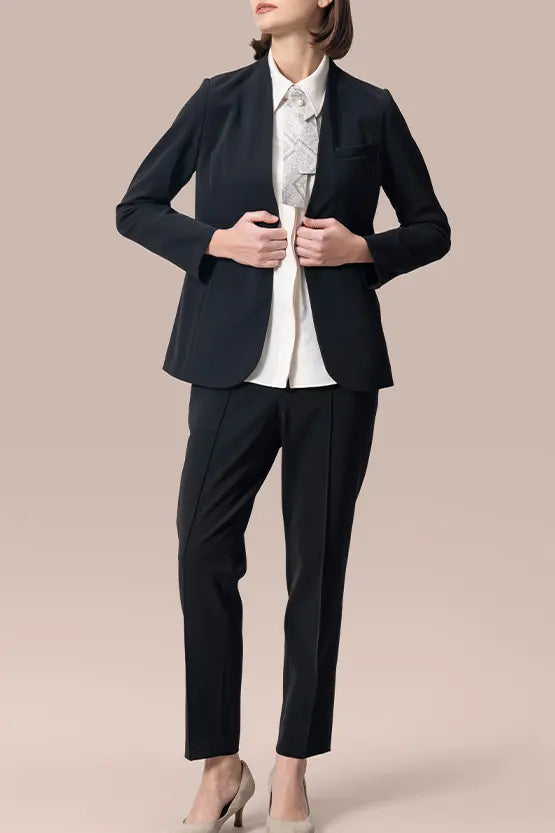 Smart Stretch:Black No-Curl Long Jacket