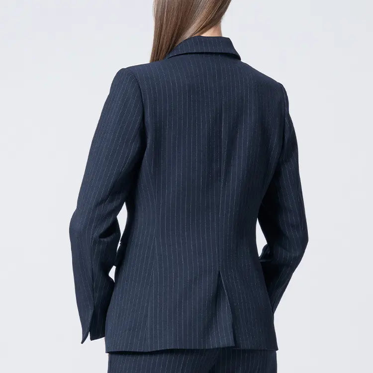 Beautiful from every angle, even from behind