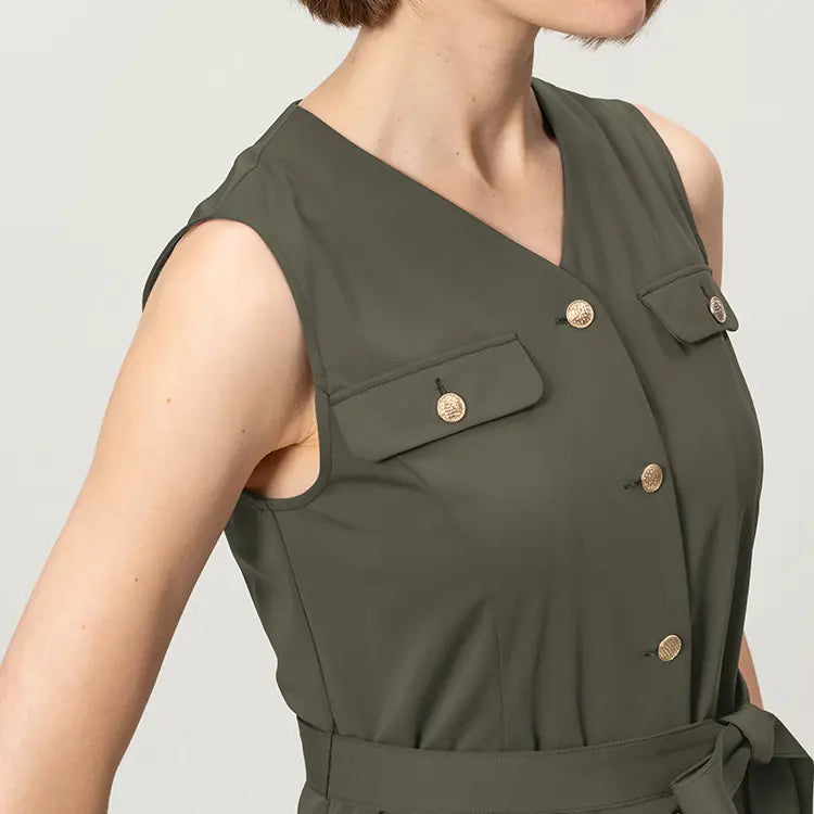 Slim your upper arms with this sleeveless top