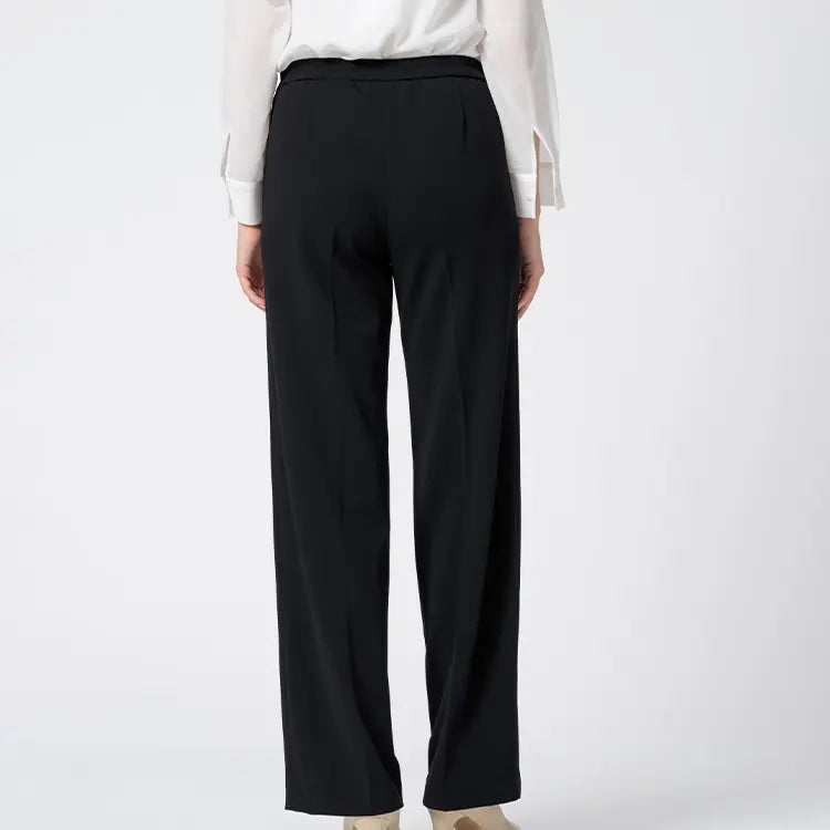 Comfort Hidden Behind a Polished Look