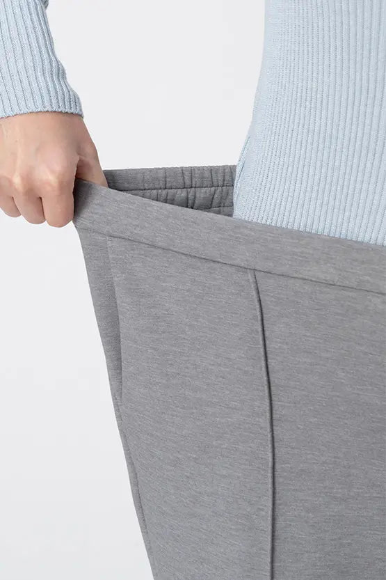 Marshmallow Tech: Tapered Pants