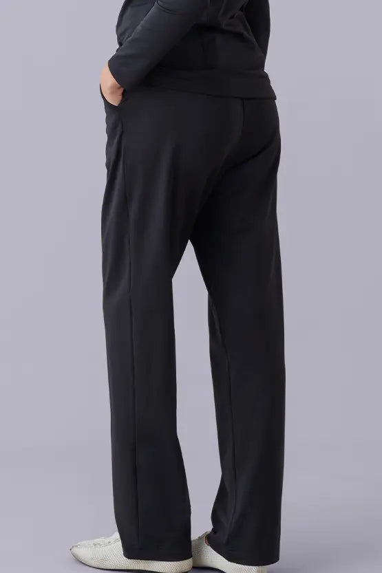 Wellness Tech: Straight Pants