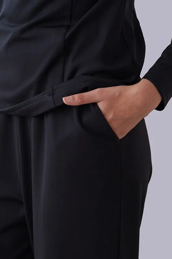 Wellness Tech: Straight Pants