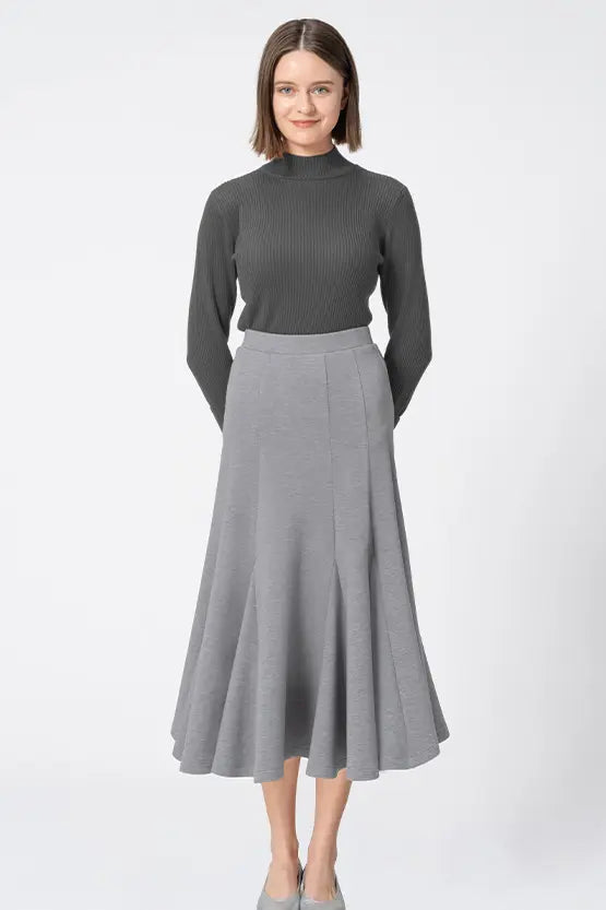 Marshmallow Tech: Flare Long Skirt