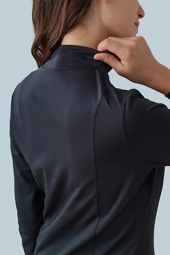 Wellness Tech: High Neck Top