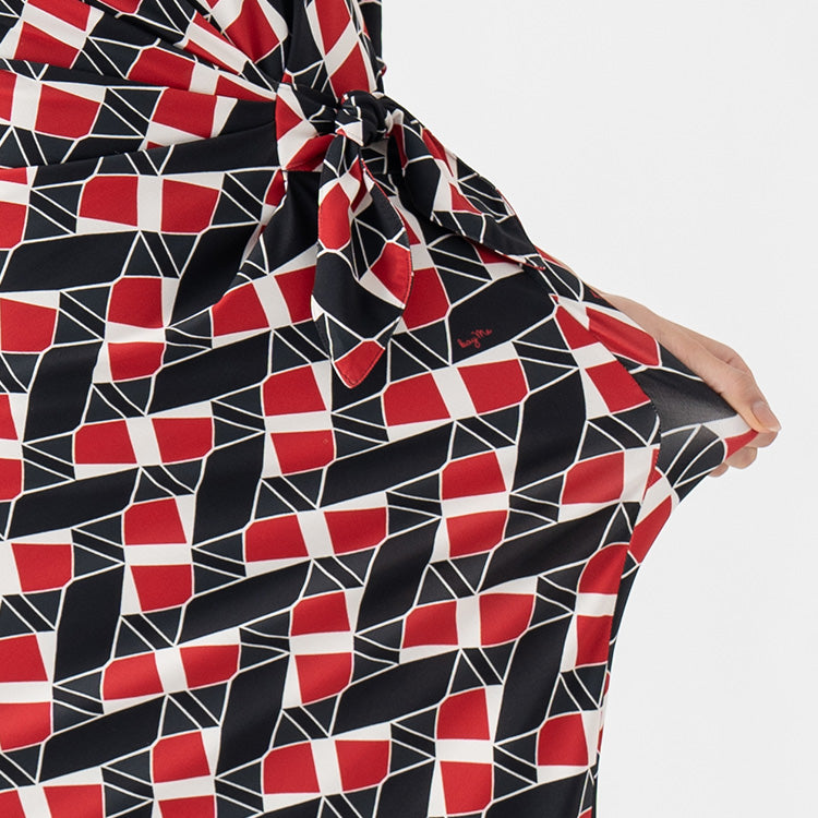 [4-way] New, uniquely developed high-performance jersey