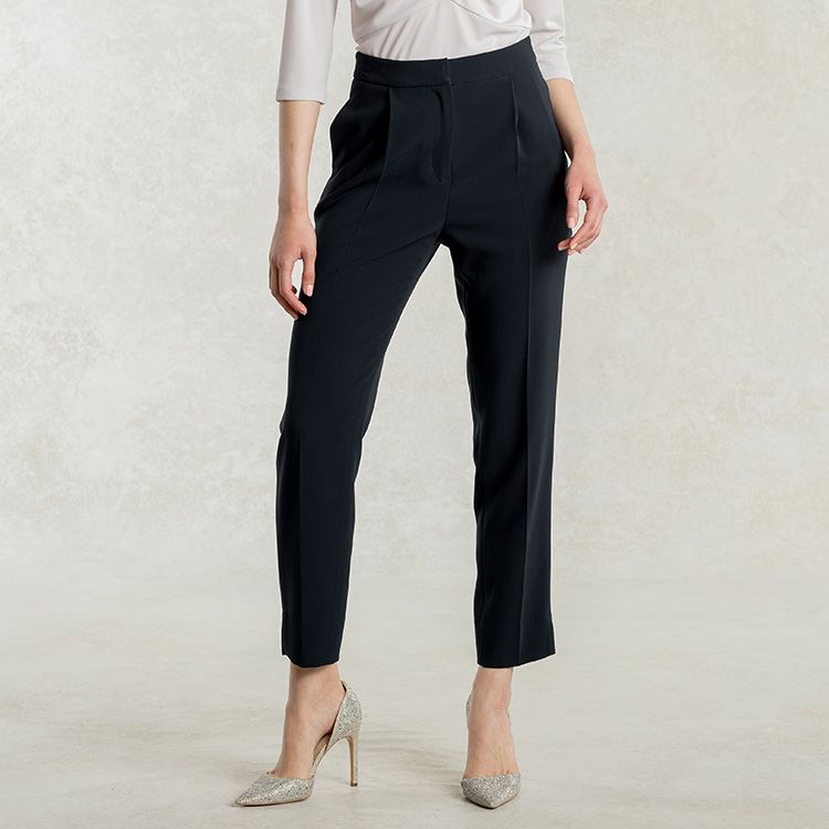 Pants that give you a long leg silhouette