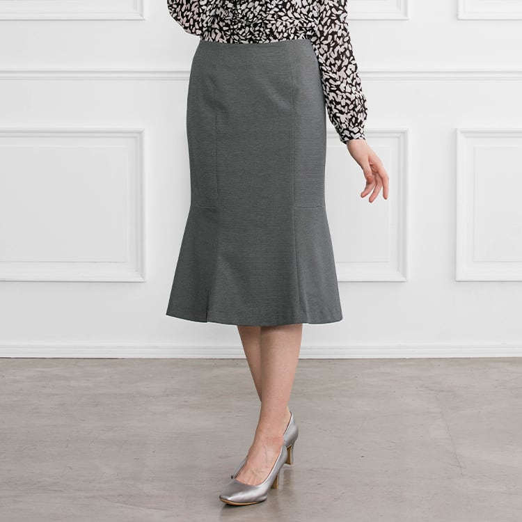 Elegant Midi-Length Mermaid Lne