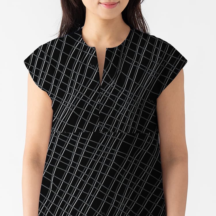 Nuanced Neckline