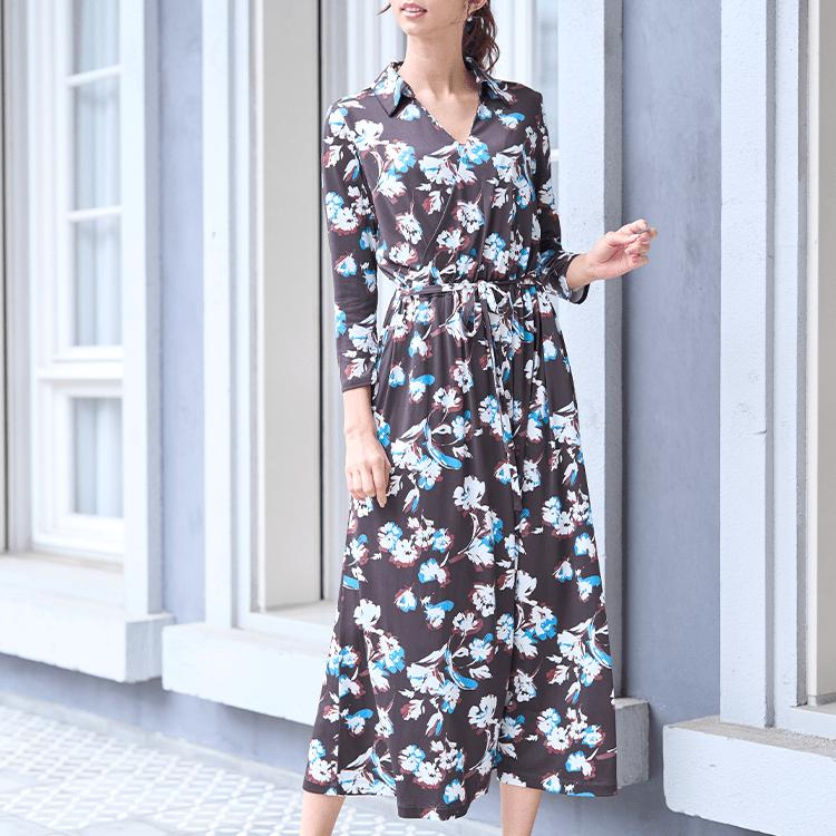 A flowing, vertical silhouette enhances your style