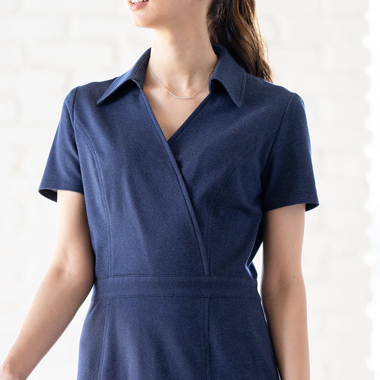 A wrap that conforms to your body shape, yet provides peace of mind without coming undone