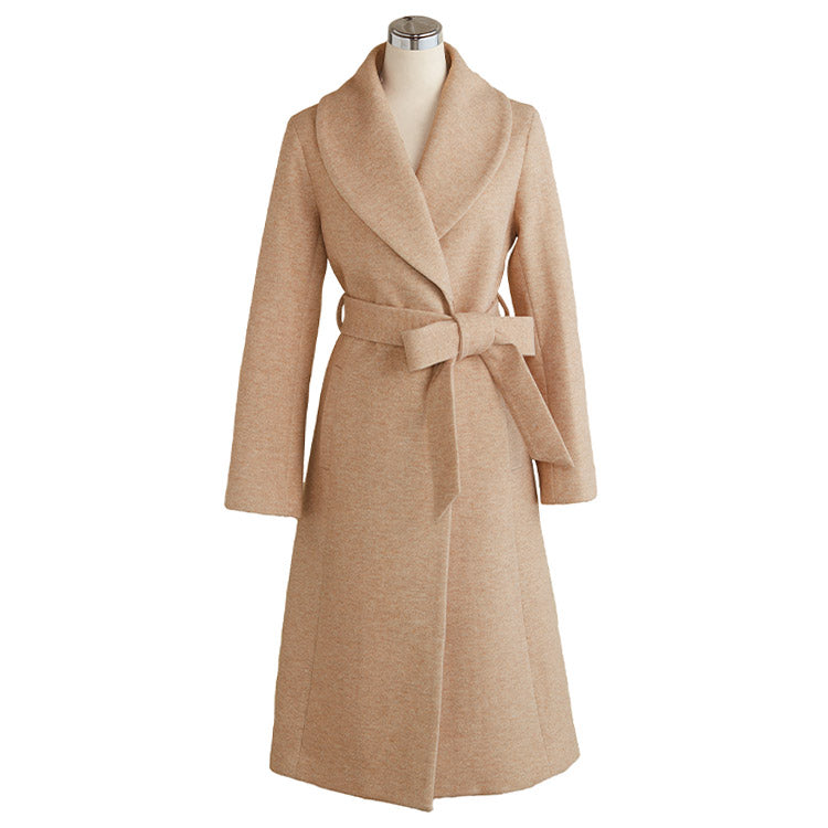 The fur collar can be removed