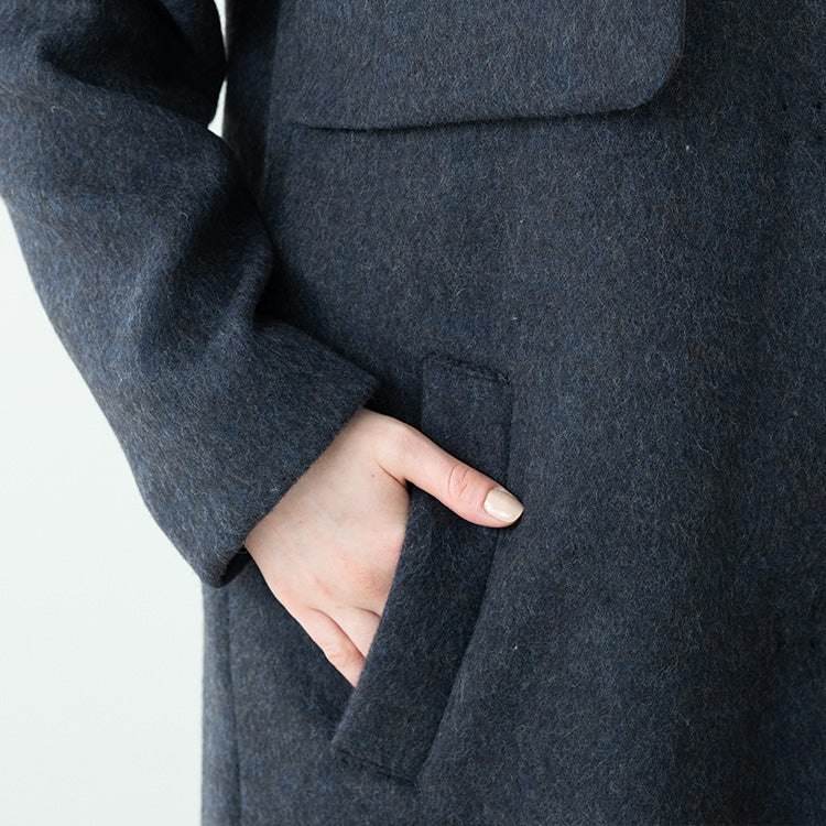 Pocket that can fit a smartphone