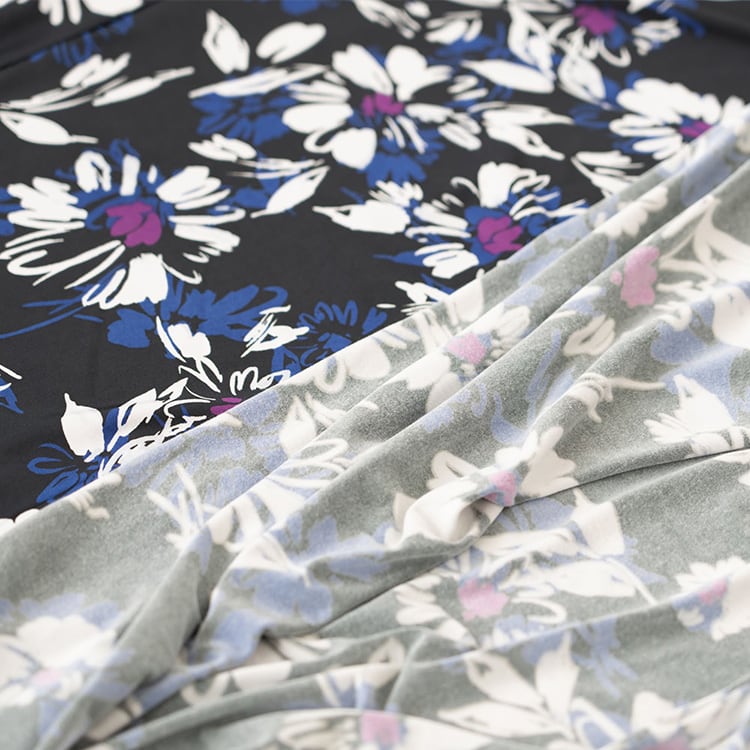 A must-have for fall and winter! <br>Beautiful sheen <br>Washable brushed-back jersey