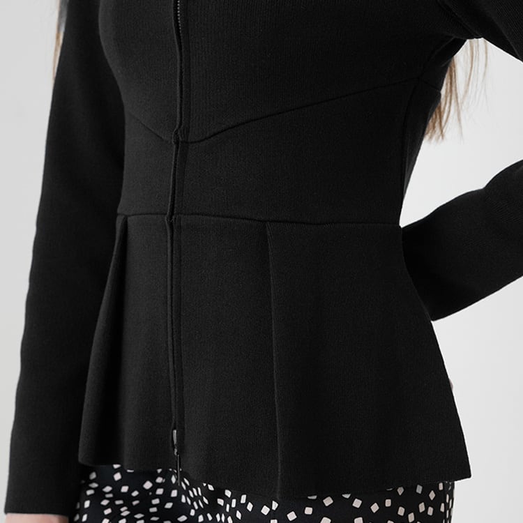 Defined Waistline