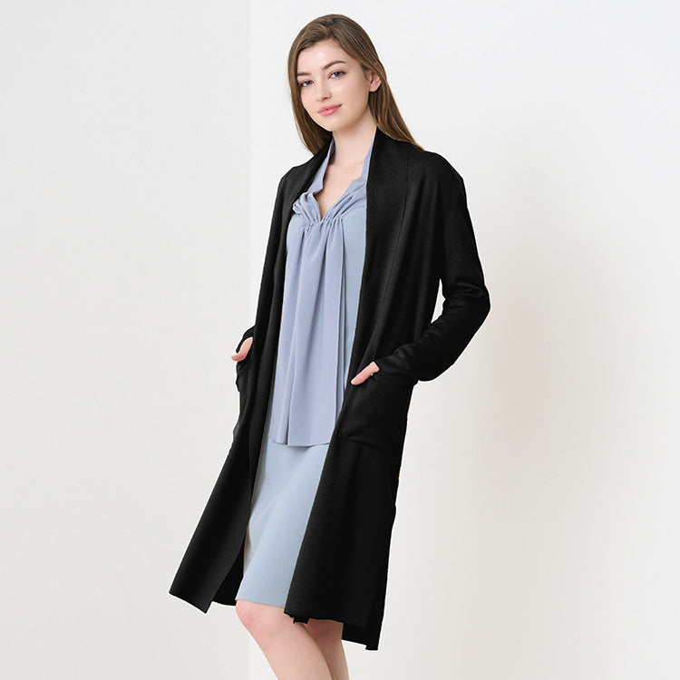 Create an Elegant Silhouette<br>with a Long Cardigan