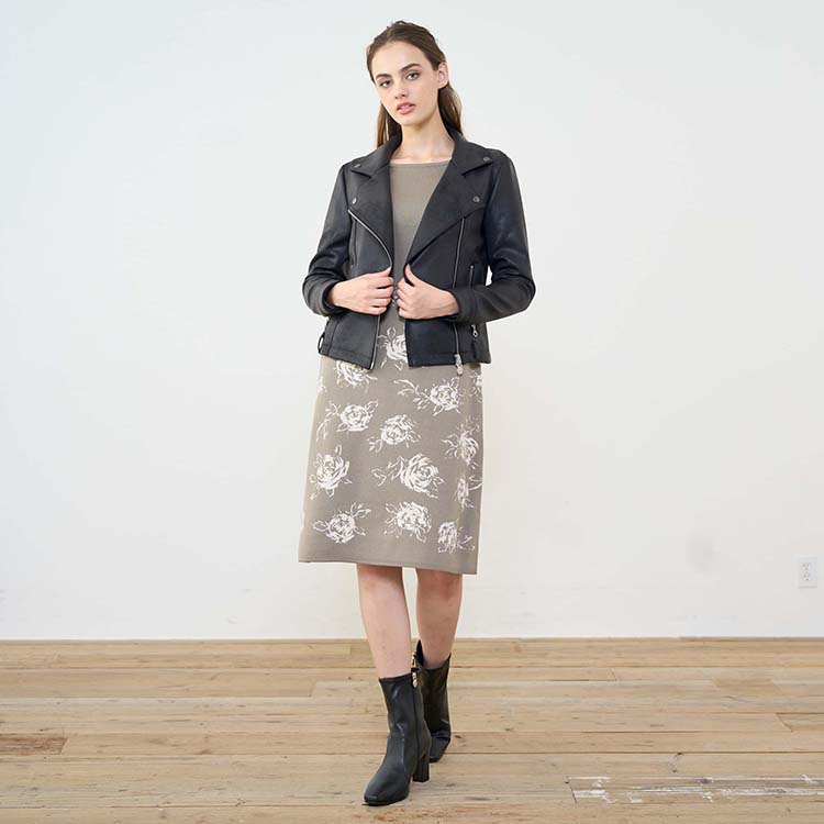 A soft knit dress and a sweet and spicy mix