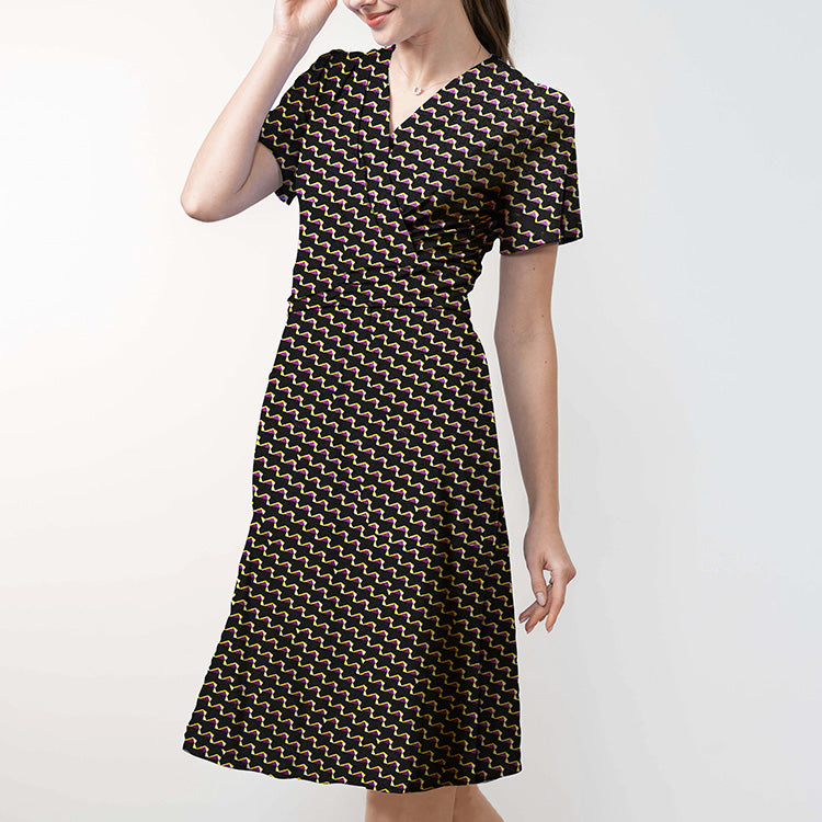 Captivating femininity<br> Cache-coeur
