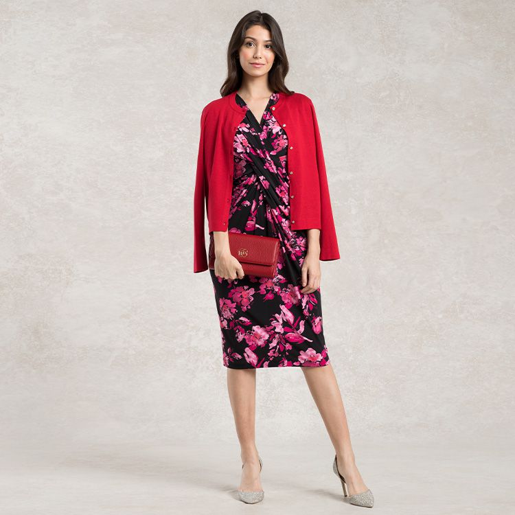 Pair with juicy red for added vibrance