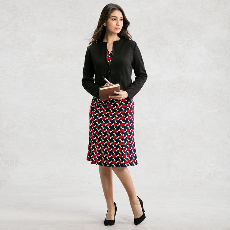 Choose a color from the print to coordinate with