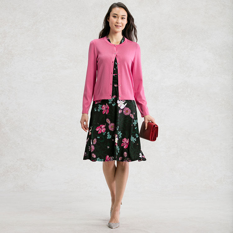 Pair with a complementing colored print