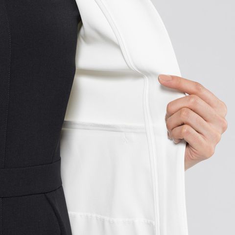 Made in Tokyo with careful sewing techniques