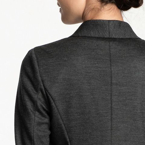 Made in Tokyo with careful sewing techniques