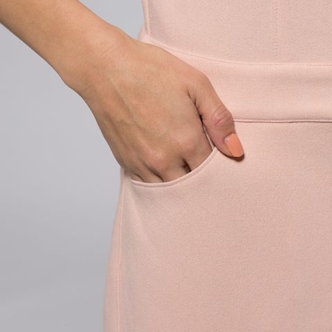 Slimming shirt silhouette
