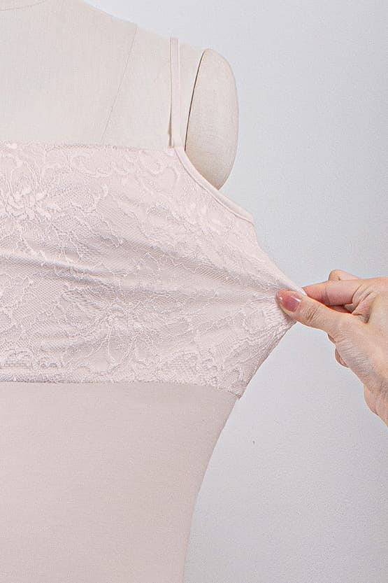 Lace Shape-Supporting Underdress