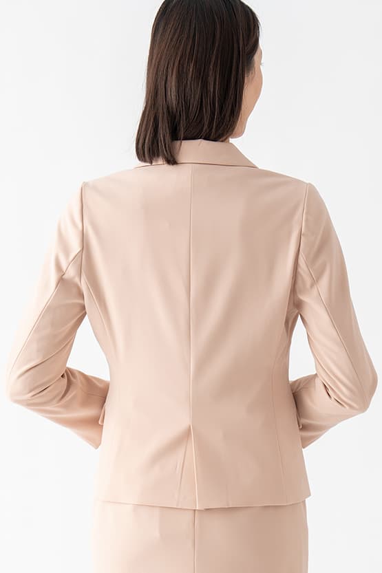 All-Season Material: Smart Stretch Tailored Jacket