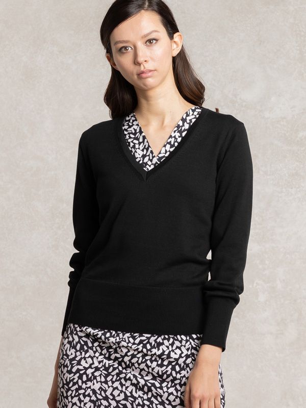 Washable Knit: Black V-Neck Knit Pullover