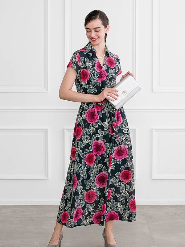 Stretch Chiffon: Black Peony Collared Cache-Coeur Chiffon Long
