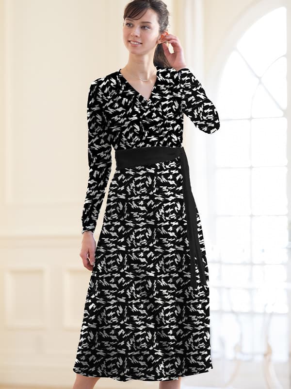 Find Cats Cache-Coeur Ribbon Dress (with Anti-Static Petticoat)